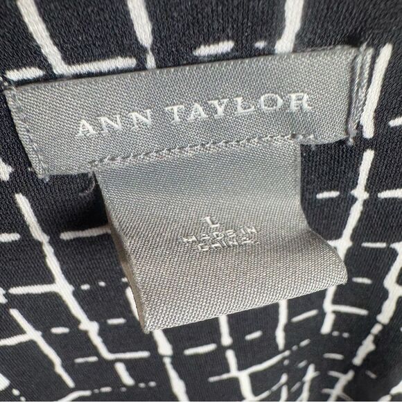 Ann Taylor black and white geometric print pleated dress size large - Picture 5 of 7